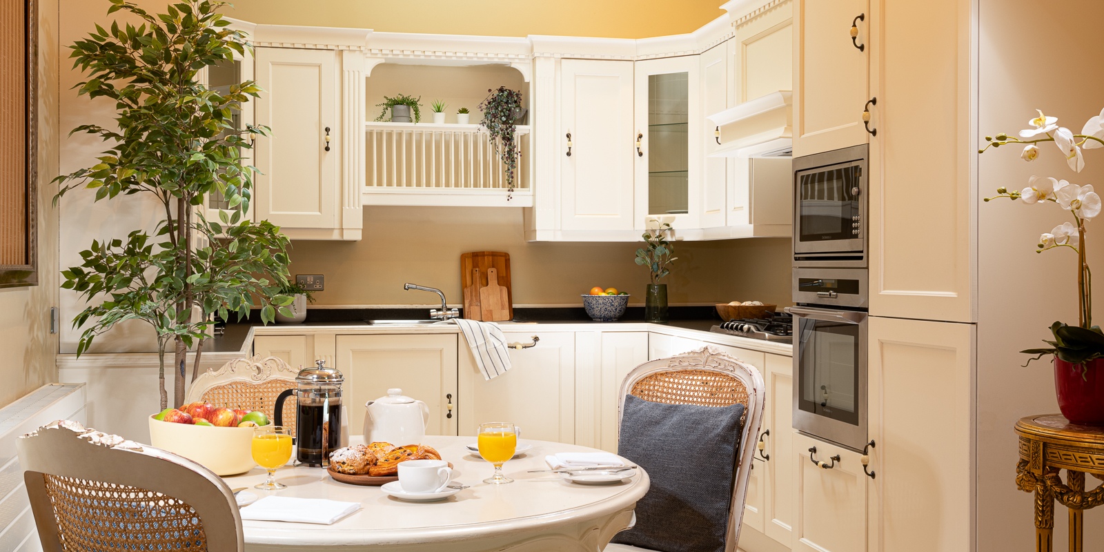 penthouse_apartment_kitchen.jpg (Penthouse Apartment ) penthouse apartment kitchen