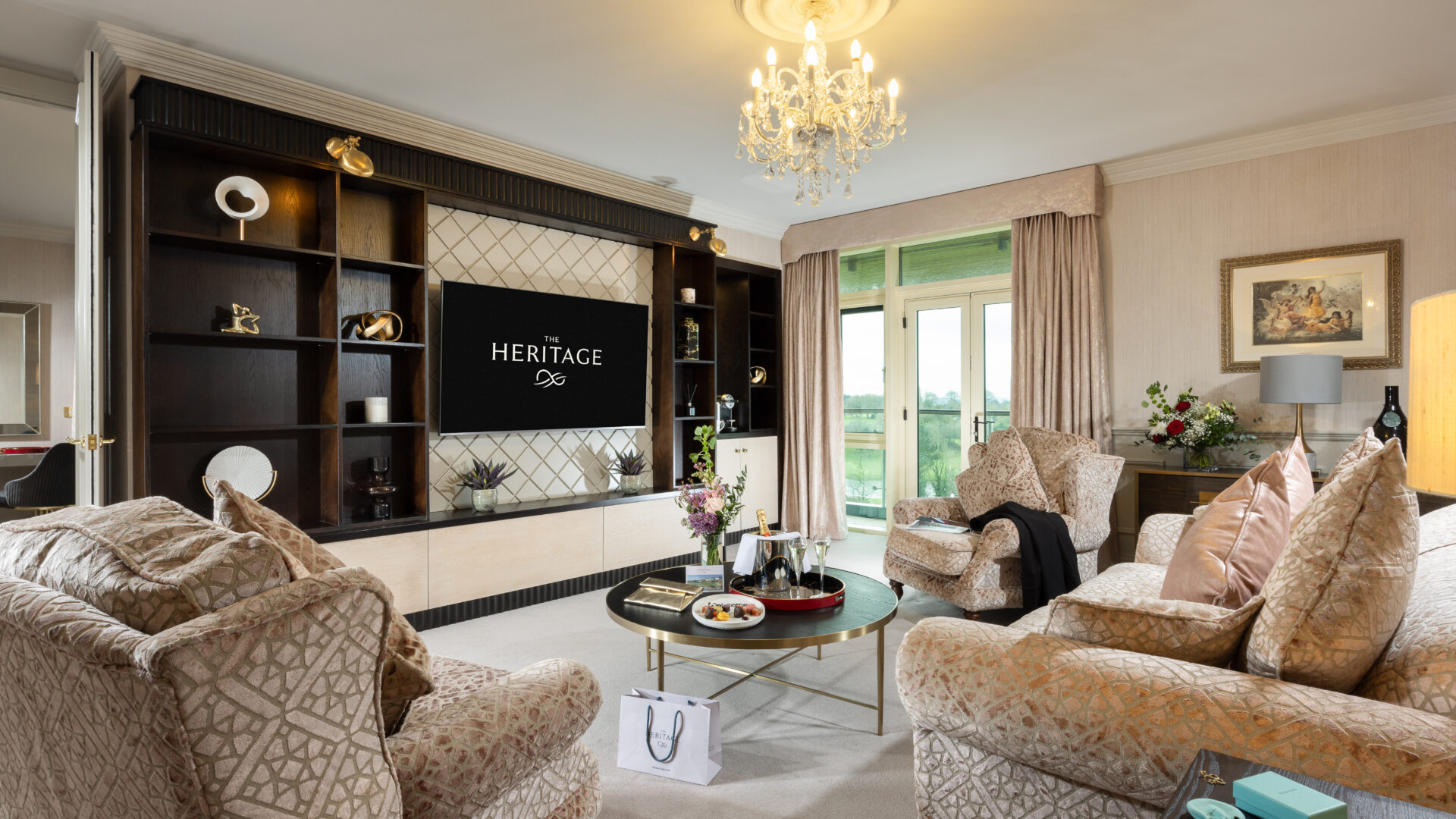 Bridal Suite Lounge 1