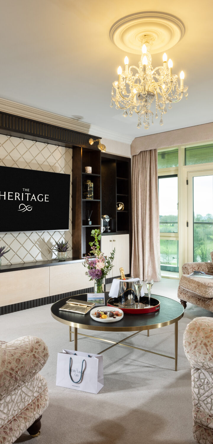 Bridal Suite Lounge 1