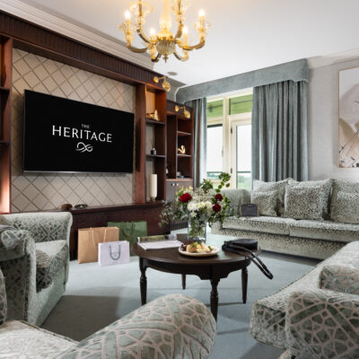 GROUP SUITE LIVING AREA