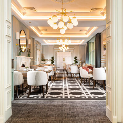Blakes Restauarant Galleria Lounge